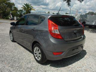 Hyundai Accent - Thumbnail 13