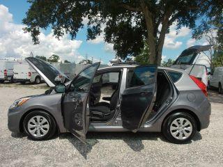 Hyundai Accent - Thumbnail 15