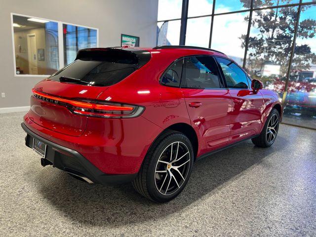 Porsche Macan Base | Longwood, Fl | Millenia Motors - Thumbnail 8