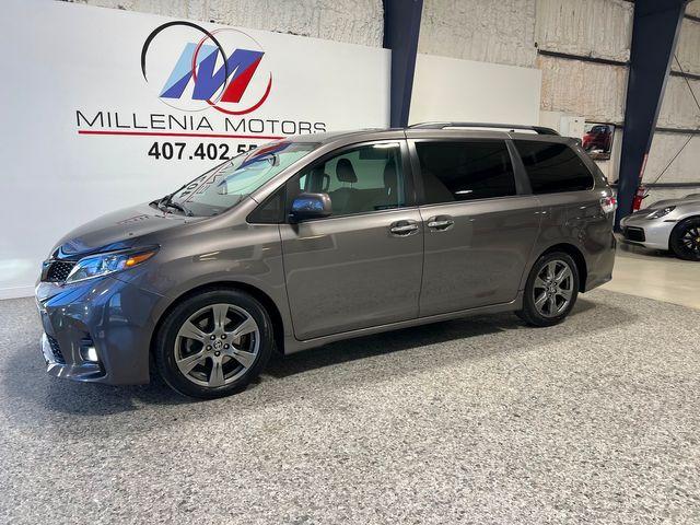 Toyota Sienna Se Premium 8-Passenger | Longwood, Fl | Millenia Motors - Thumbnail 15