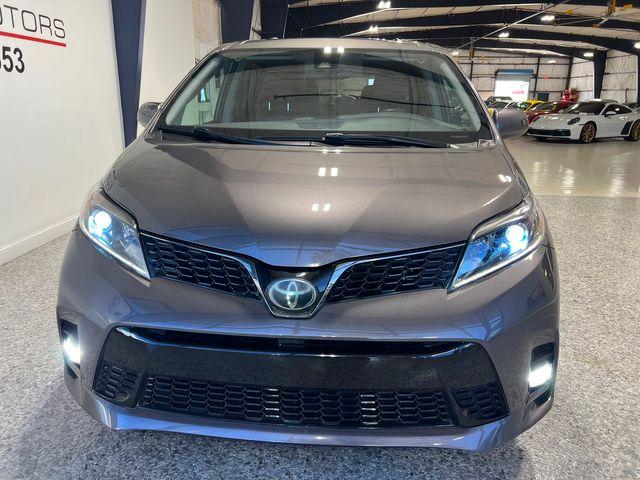 Toyota Sienna Se Premium 8-Passenger | Longwood, Fl | Millenia Motors - Thumbnail 11