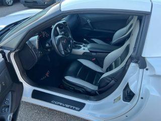 Chevrolet Corvette - Thumbnail 12