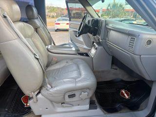 Chevrolet Silverado 1500 Extended Cab - Thumbnail 3