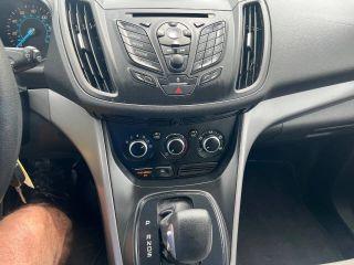 Ford Escape - Thumbnail 2