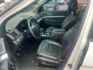 Ford Explorer - Thumbnail 12