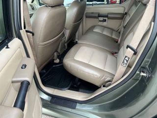 Ford Explorer Sport Trac - Thumbnail 5