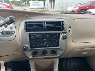 Ford Explorer Sport Trac - Thumbnail 3