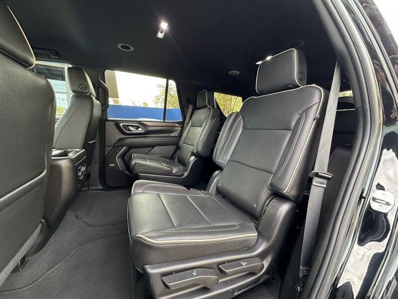 Chevrolet Tahoe - Thumbnail 14