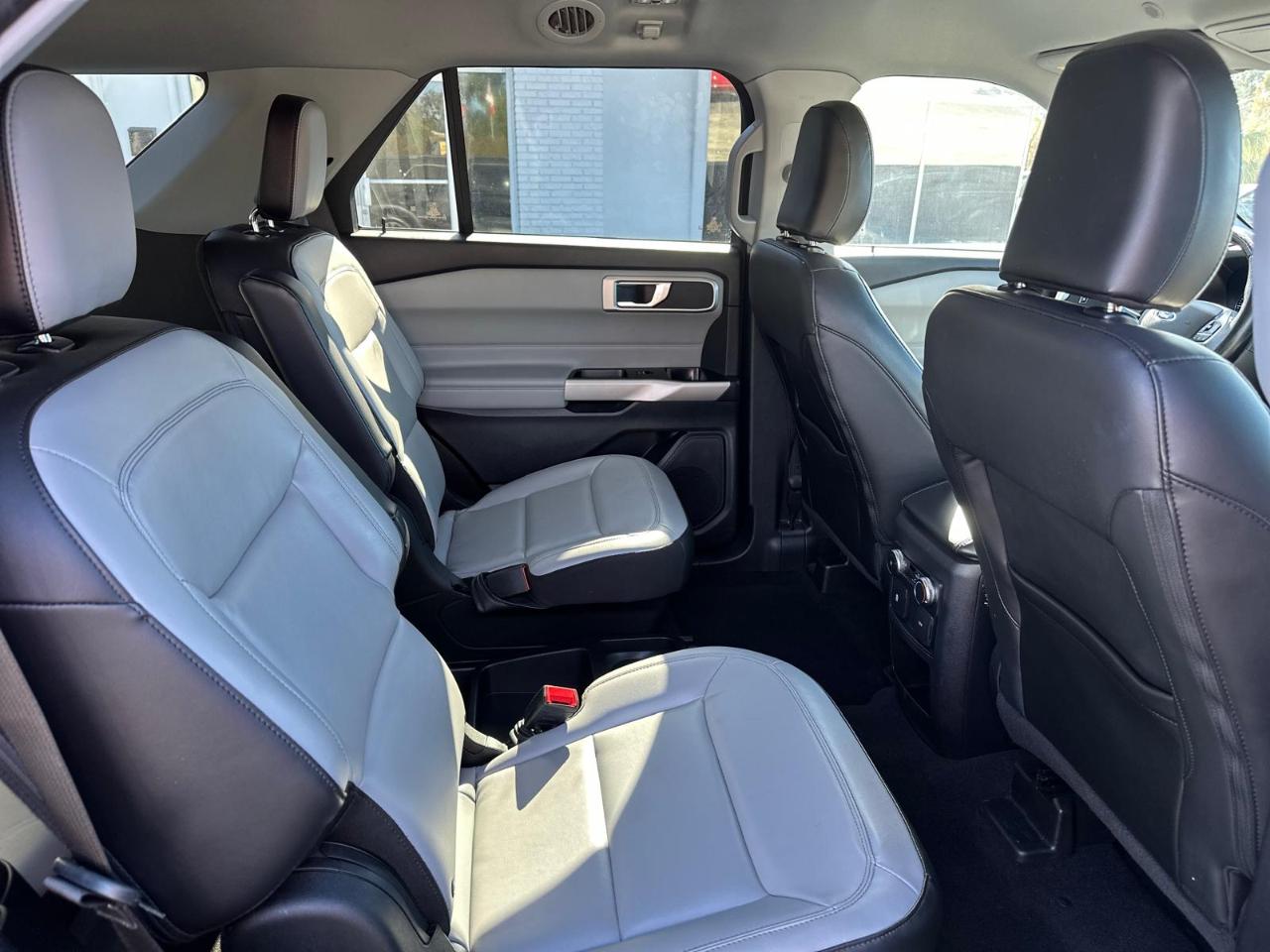 Ford Explorerxlt Awd - Thumbnail 17