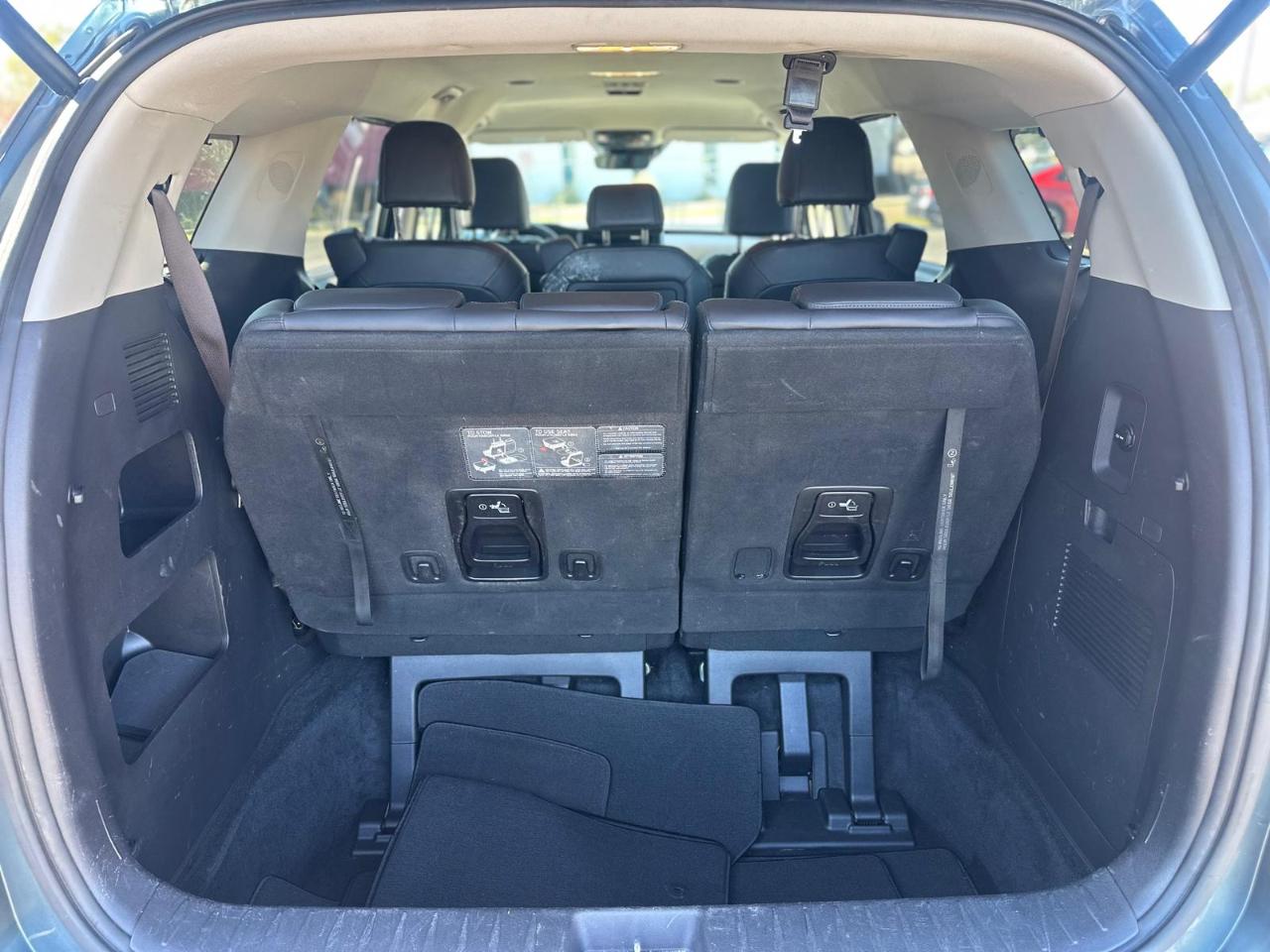 Kia Carnivalex - Thumbnail 8