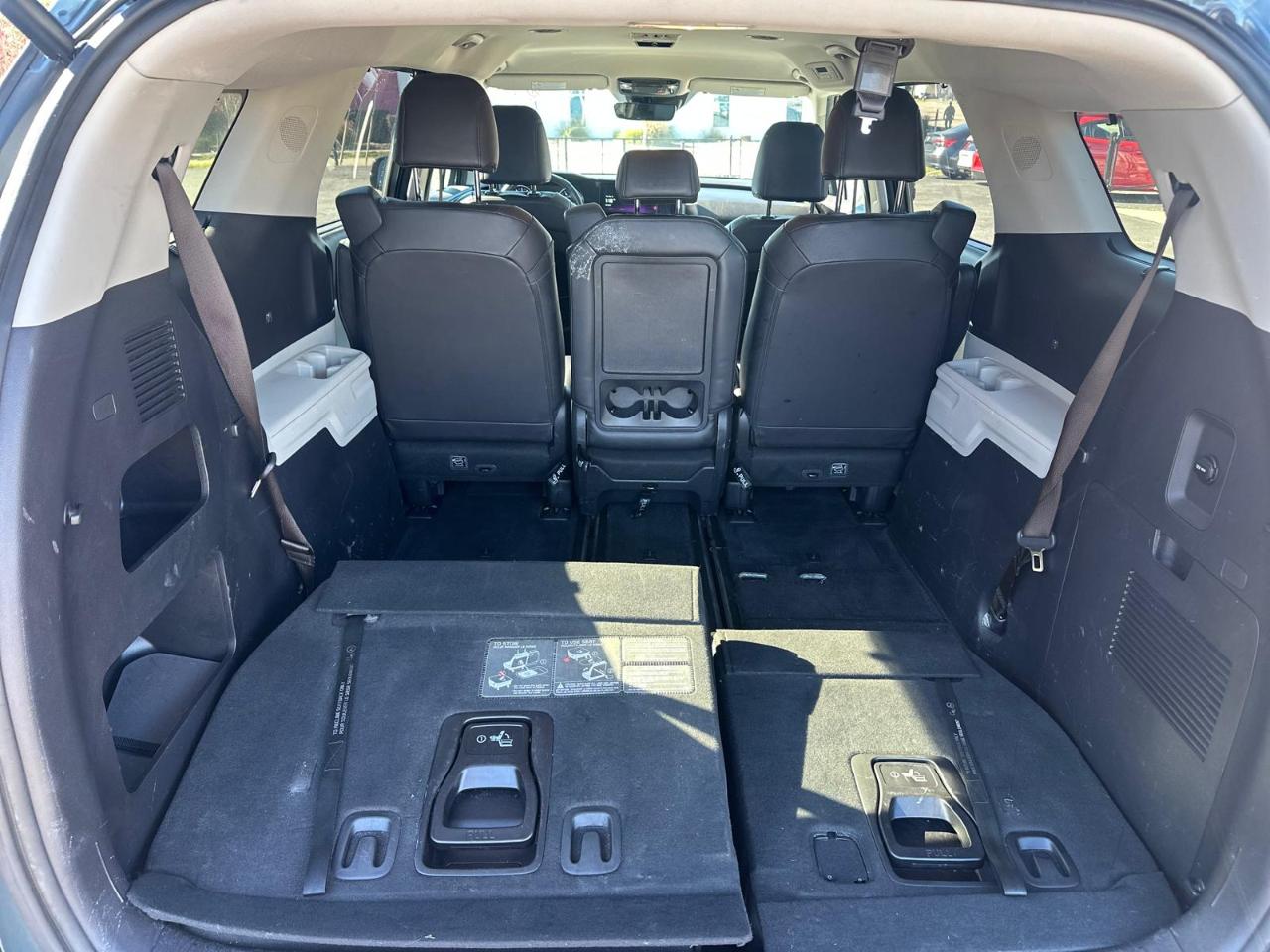 Kia Carnivalex - Thumbnail 9