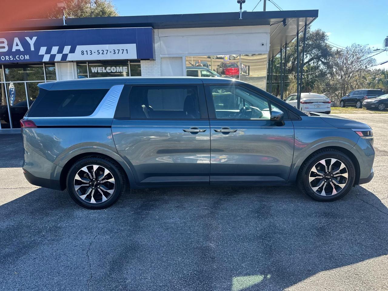 Kia Carnivalex - Thumbnail 5