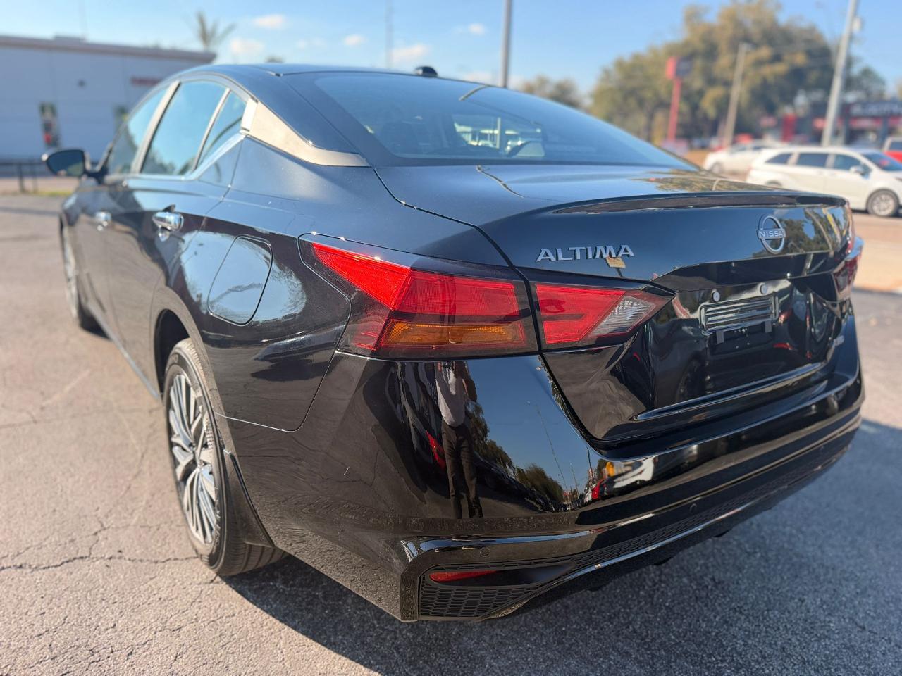 Nissan Altima2.5 Sv Awd - Thumbnail 10