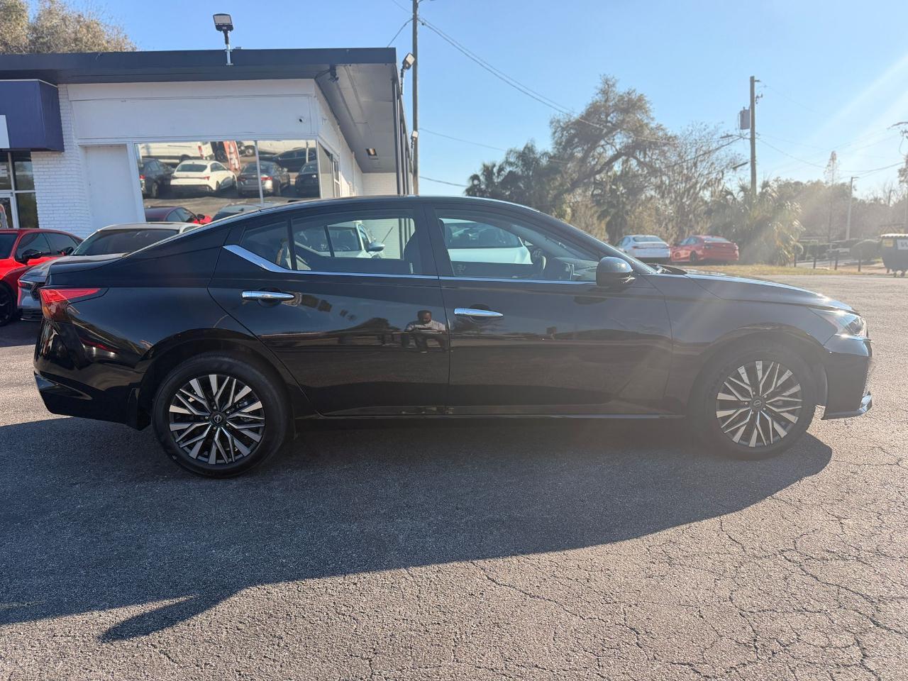 Nissan Altima2.5 Sv Awd - Thumbnail 6