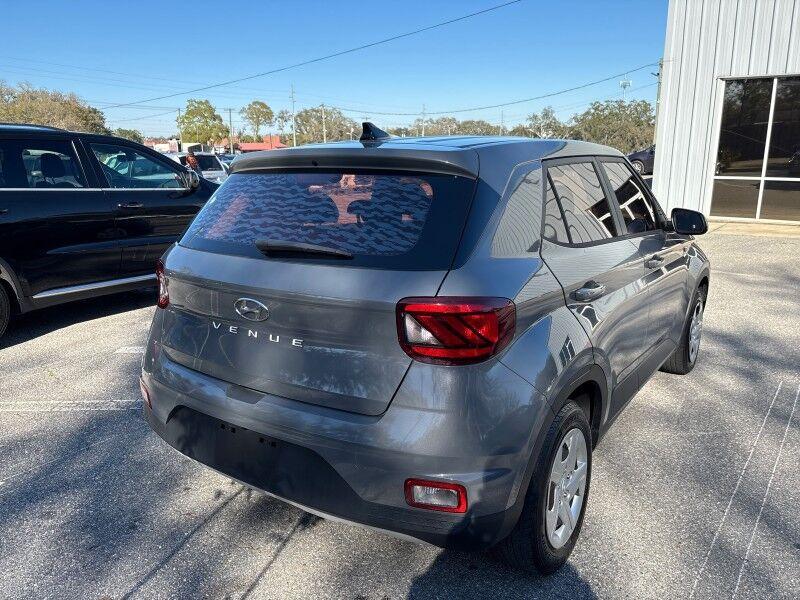 Hyundai Venue - Thumbnail 6