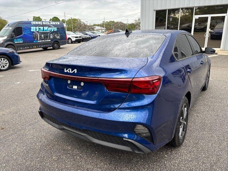 Kia Forte - Thumbnail 9