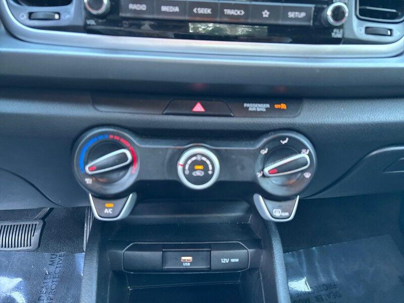 Kia Rio - Thumbnail 18