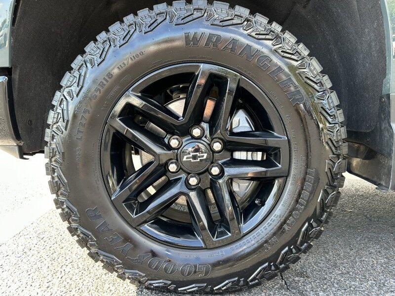 Chevrolet Silverado 1500 - Thumbnail 11