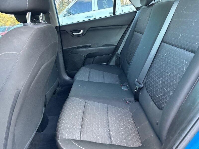 Kia Rio - Thumbnail 11