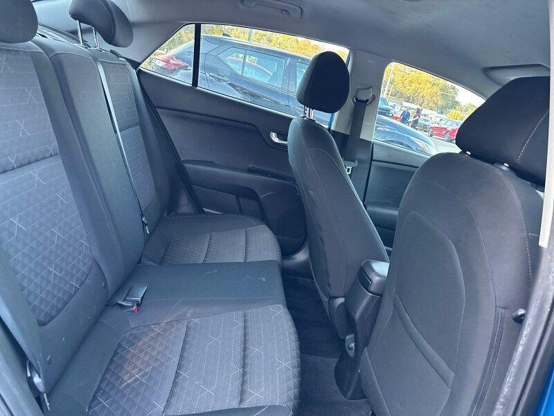 Kia Rio - Thumbnail 12