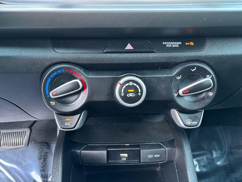 Kia Rio - Thumbnail 18