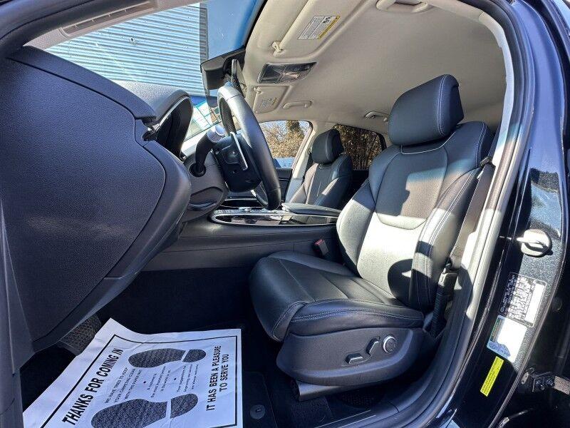 Genesis GV70 - Thumbnail 12