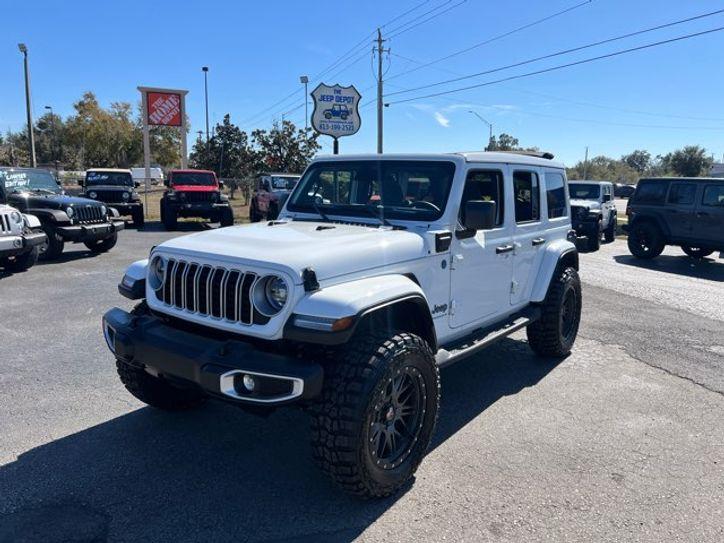 Jeep Wrangler Sahara 4Xe - Power-Top | Riverview, Fl | The Jeep Depot - Thumbnail 4