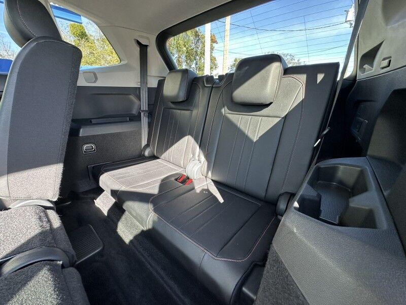 Volkswagen Tiguan - Thumbnail 17