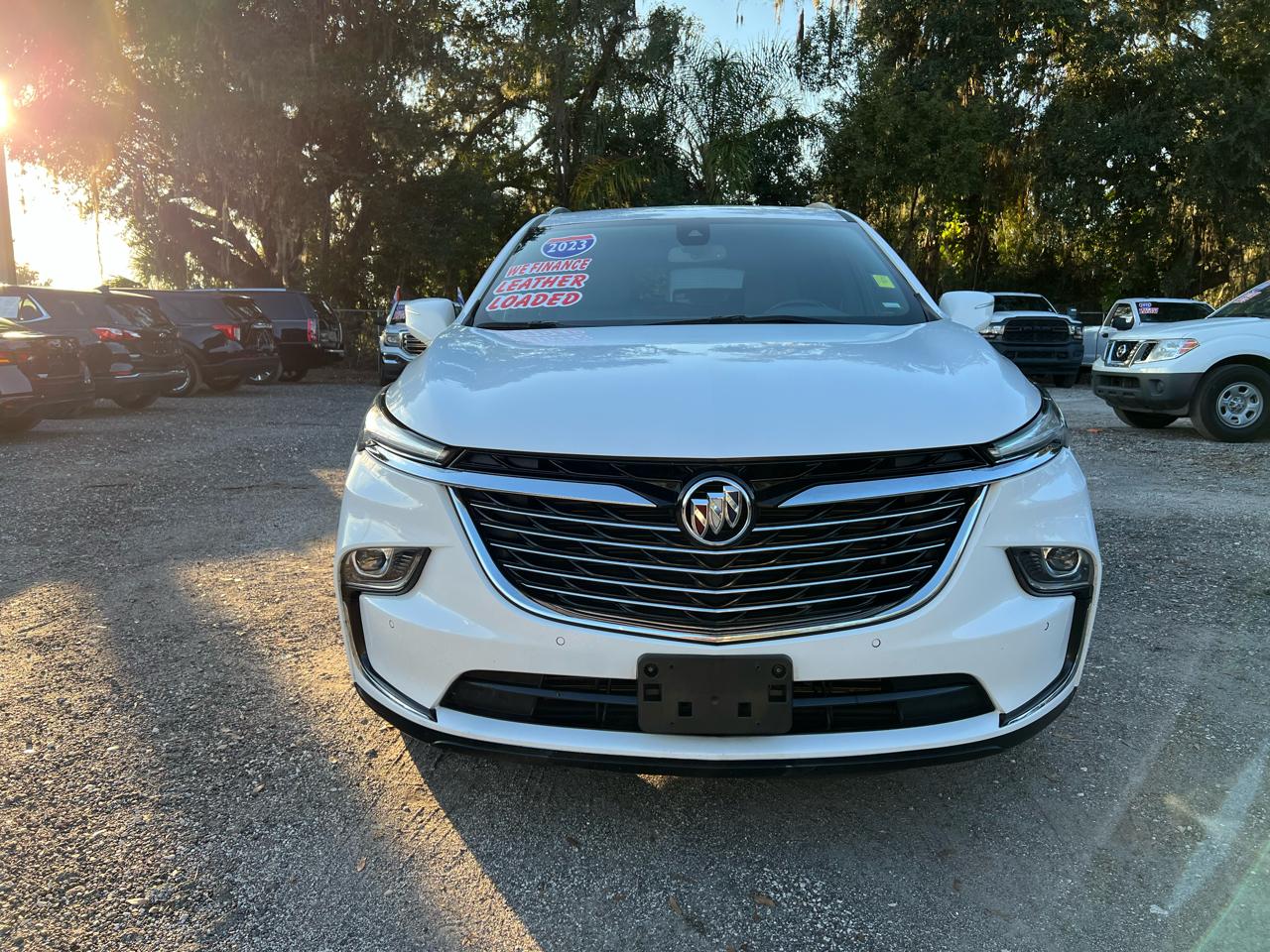 Buick Enclave - Thumbnail 9