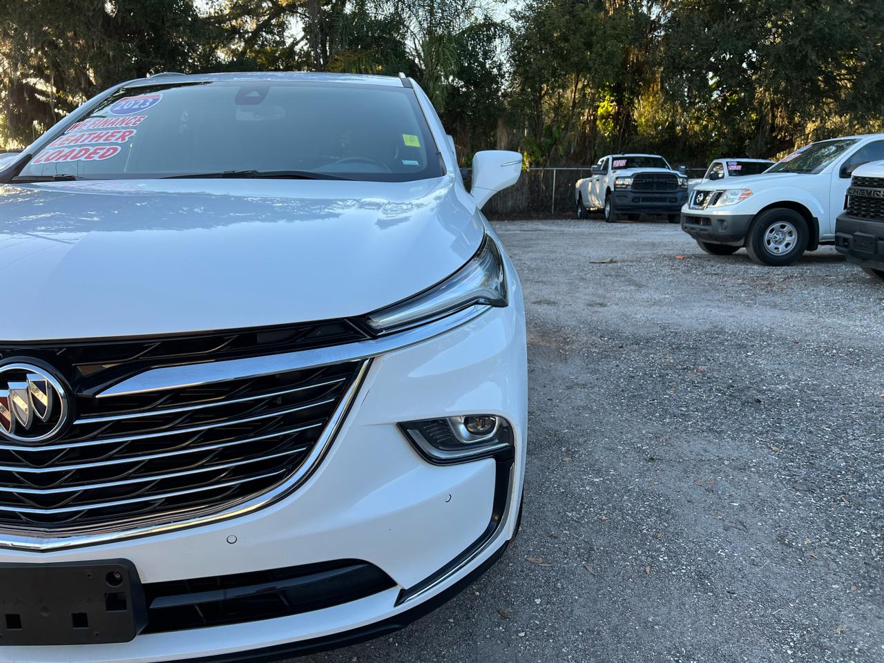 Buick Enclave - Thumbnail 11