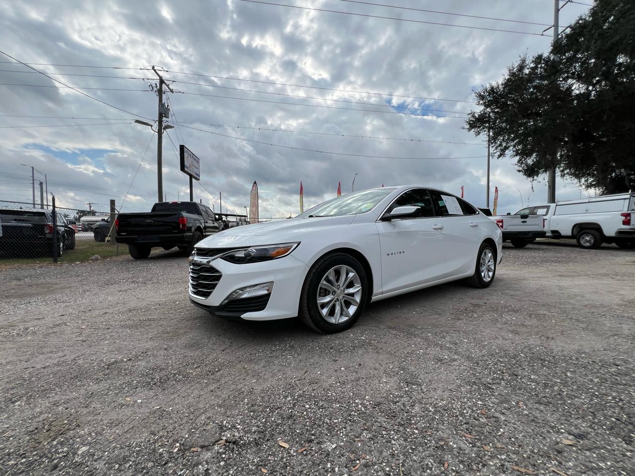 Chevrolet Malibu - Thumbnail 2