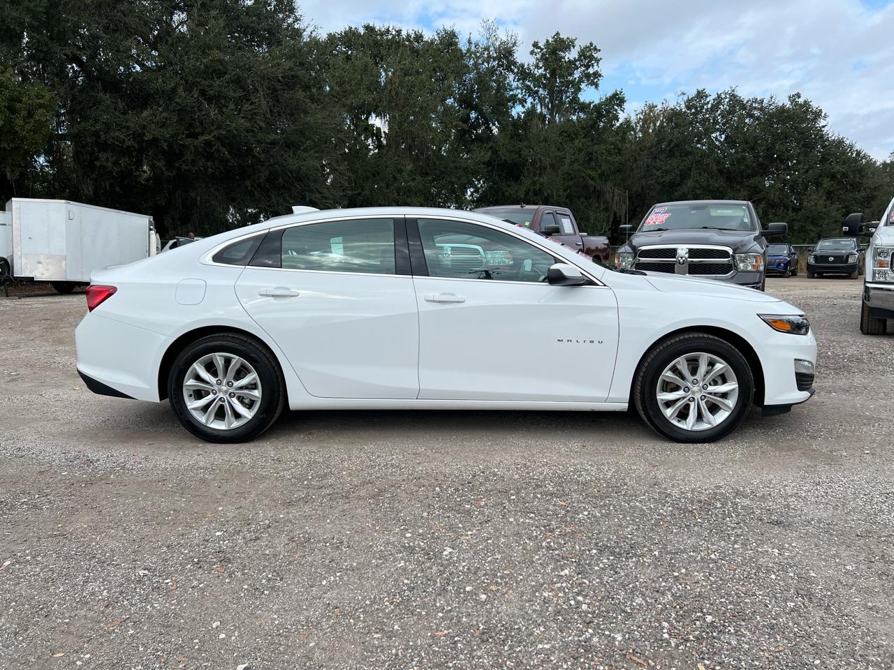 Chevrolet Malibu - Thumbnail 3