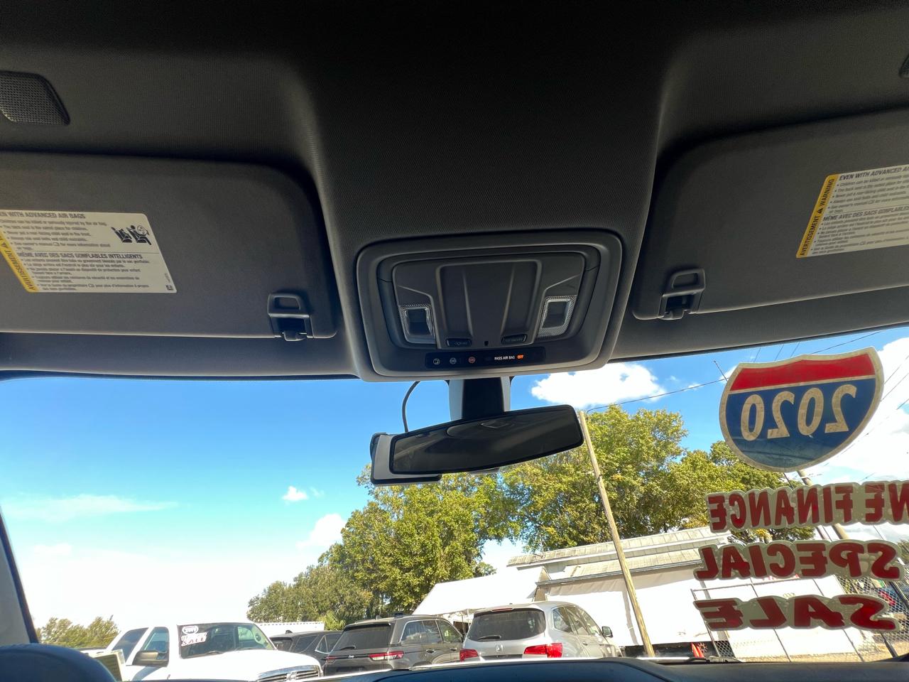 Chevrolet Silverado 1500 - Thumbnail 18