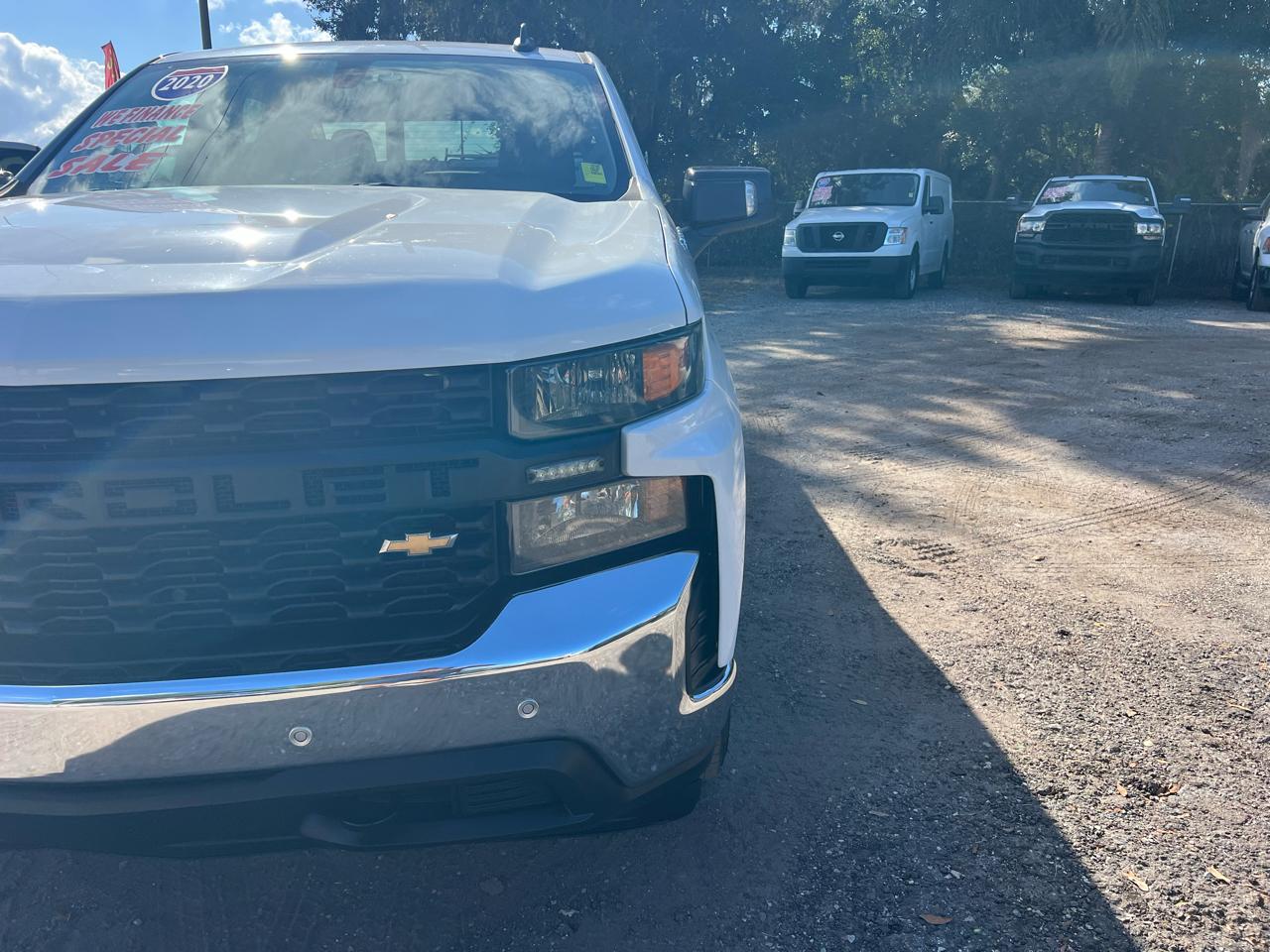 Chevrolet Silverado 1500 - Thumbnail 11