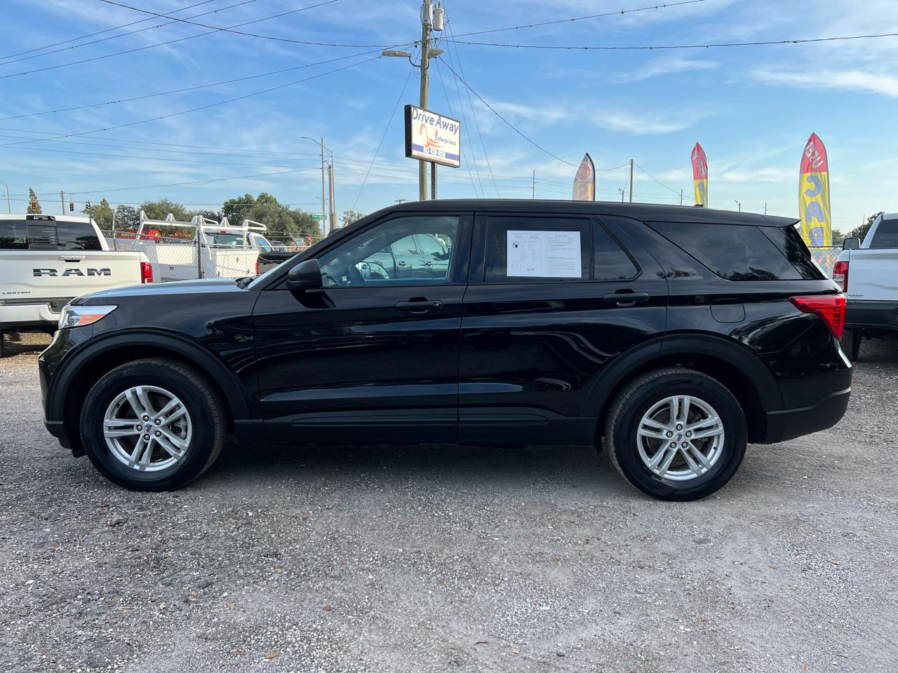 Ford Explorer - Thumbnail 7