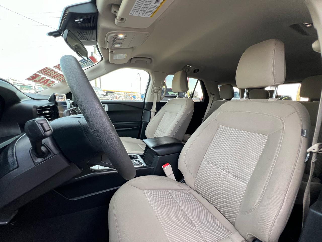 Ford Explorer - Thumbnail 14