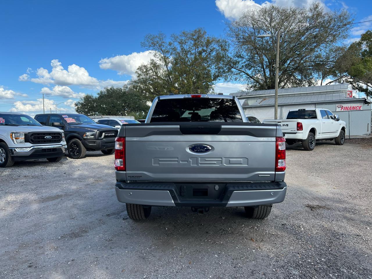 Ford F-150 - Thumbnail 5