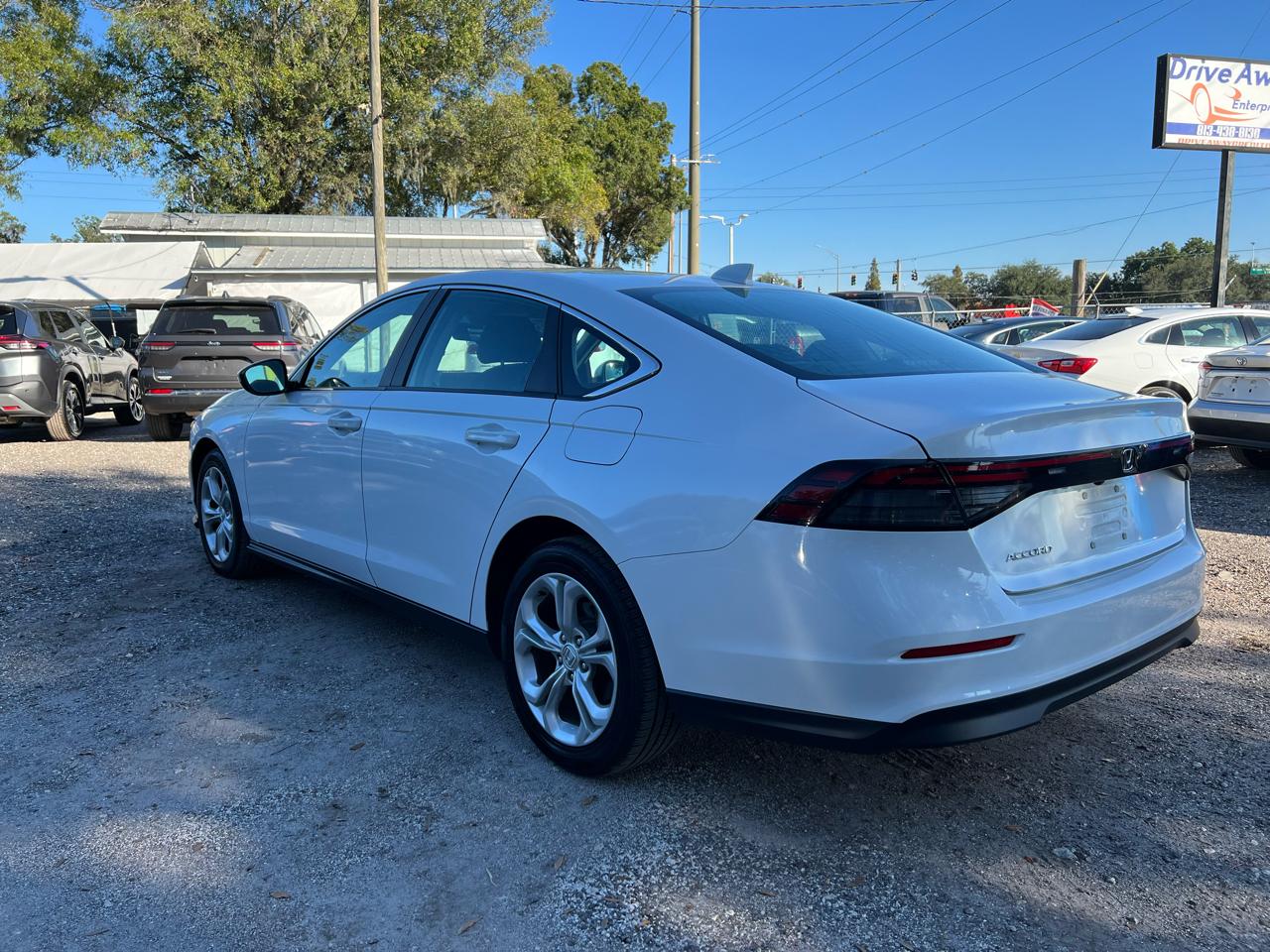 Honda Accord - Thumbnail 6