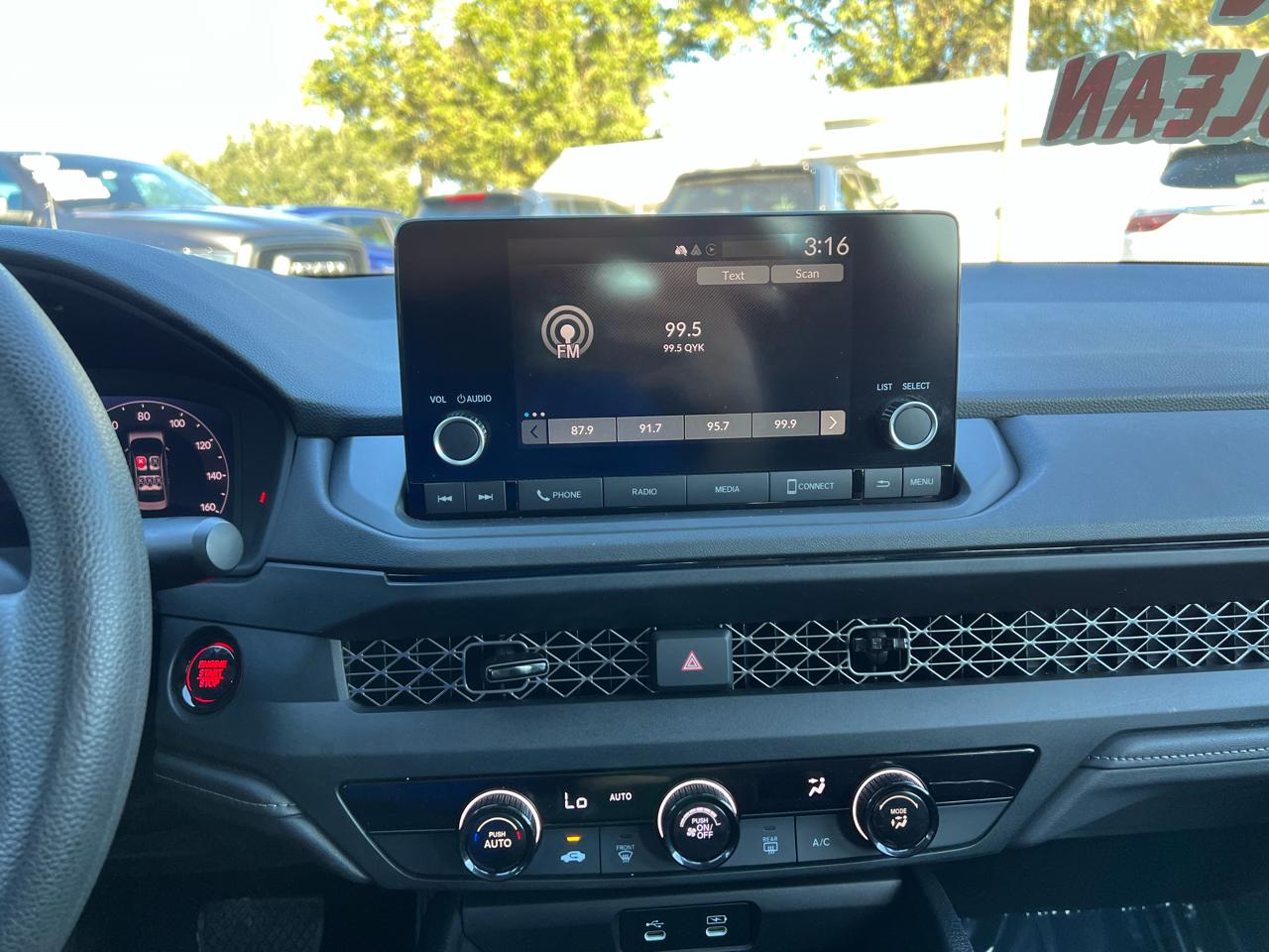 Honda Accord - Thumbnail 17