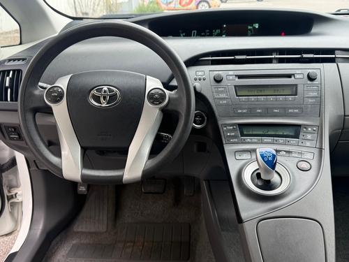 Toyota Prius Hybrid Ii Smartkey Only 107K Miles - Car For Sale - Tampa Hybrids Inc. - Thumbnail 12