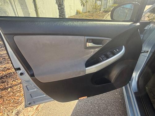 Toyota Prius Plug-In Hybrid Heated Seats Navigation Camera 202K Miles - Car For Sale - Tampa Hybrids Inc. - Thumbnail 9