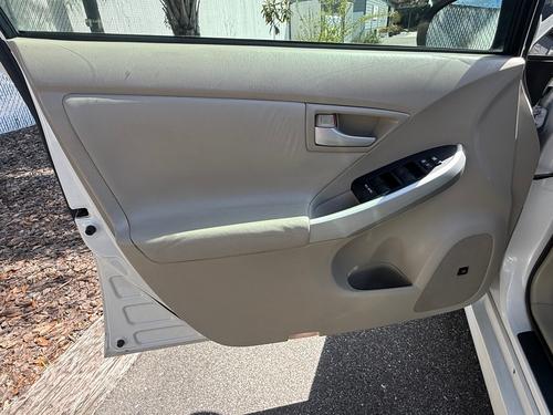 Toyota Prius Hybrid Five Leather Navigation Camera Jbl 143K Miles - Car For Sale - Tampa Hybrids Inc. - Thumbnail 9