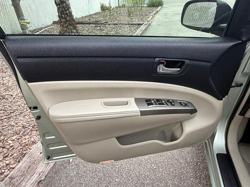 Toyota Prius Hybrid Touring #6 Leather Navigation Camera Jbl Bluetooth New Hybrid Battery & Abs! 86K Miles  - Thumbnail 9