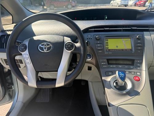 Toyota Prius Hybrid Three Solar Sunroof Pkg Leather Navigation 17 - Thumbnail 13