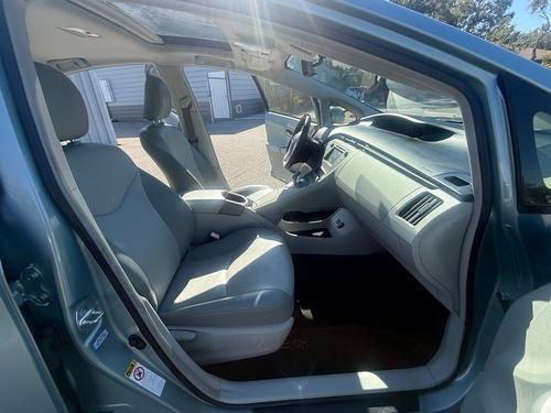 Toyota Prius Hybrid Three Solar Sunroof Pkg Leather Navigation 17 - Thumbnail 17