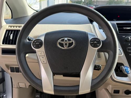Toyota Prius V Wagon Two Leather Power Lumbar Camera Newer Abs! 122K Miles - Car For Sale - Tampa Hybrids I - Thumbnail 12