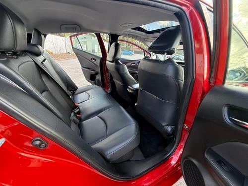 Toyota Prius Hybrid Limited Leather Sunroof 11 - Thumbnail 17