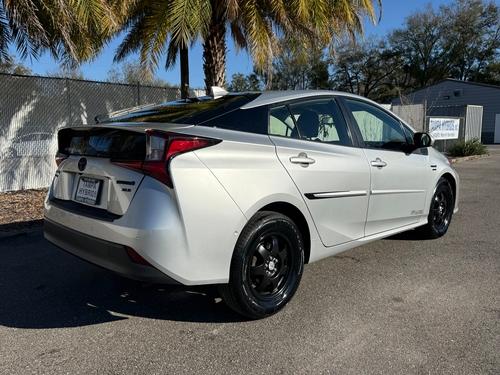 Toyota Prius Hybrid Xle Awd-E Advanced Tech Hud Leather Lift Kit & Oversized Tires Carplay Pre-Collision Ra - Thumbnail 4