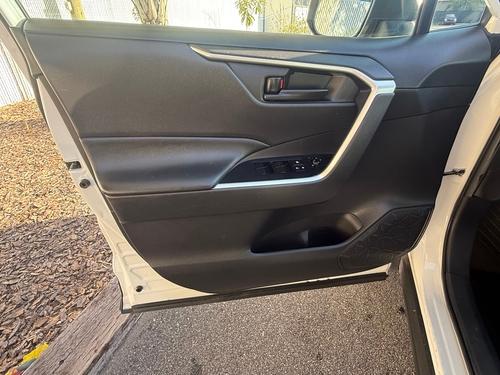 Toyota Rav4 Hybrid Le Awd Adaptive Cruise Lane Departure Blind Spot Carplay 126K Miles - Car For Sale - Tam - Thumbnail 9