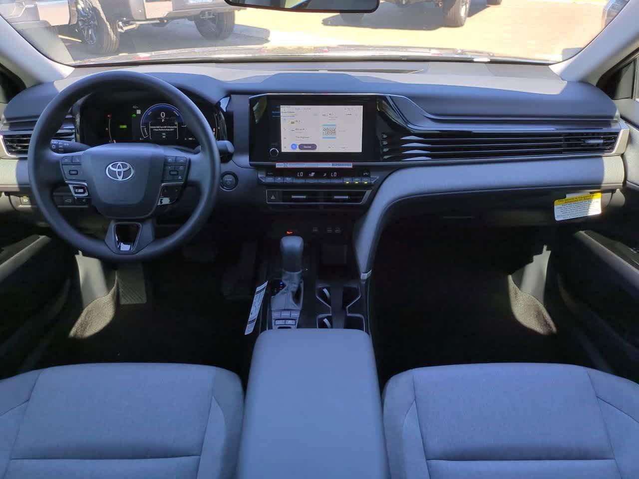 Toyota Camry Le - Thumbnail 15